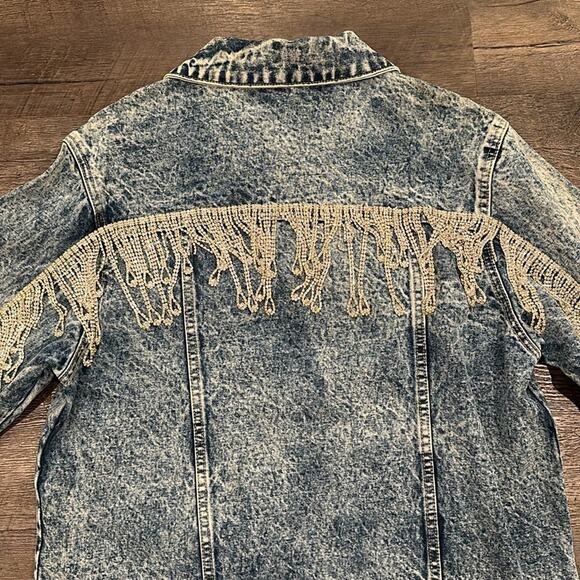 Paint the Town Large Rhinestone Jewel Fringe Acid Washed Denim Jacket - Picture 9 of 12